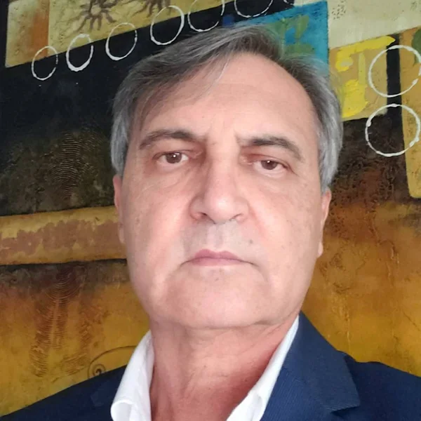 Rui Cunha, Real Estate Broker — Royal Star Corp